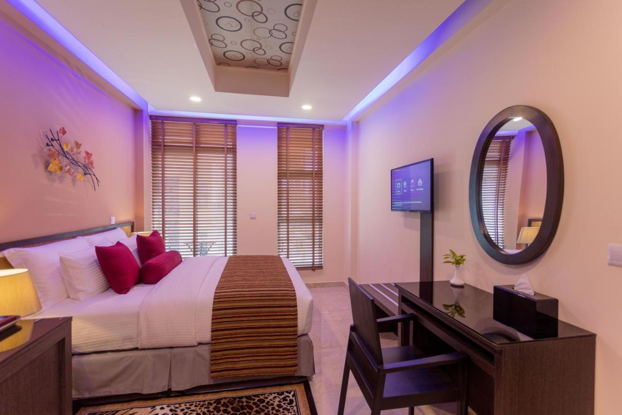 Eleven Trees Maldives Hotel Hulhumale Exterior photo