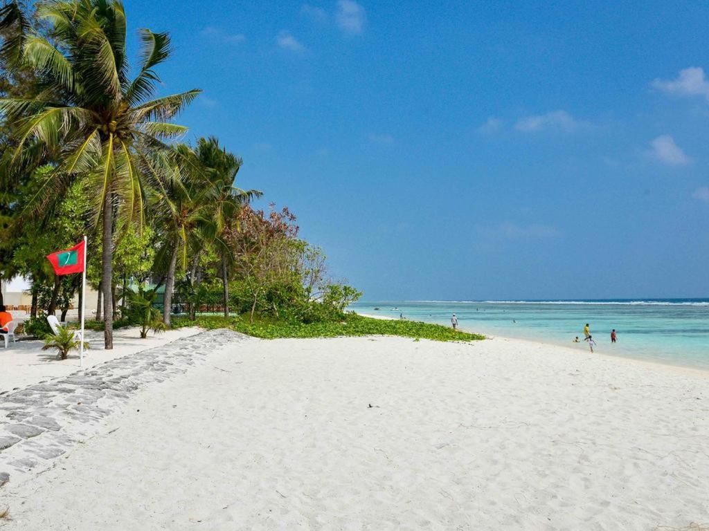 Eleven Trees Maldives Hotel Hulhumale Exterior photo